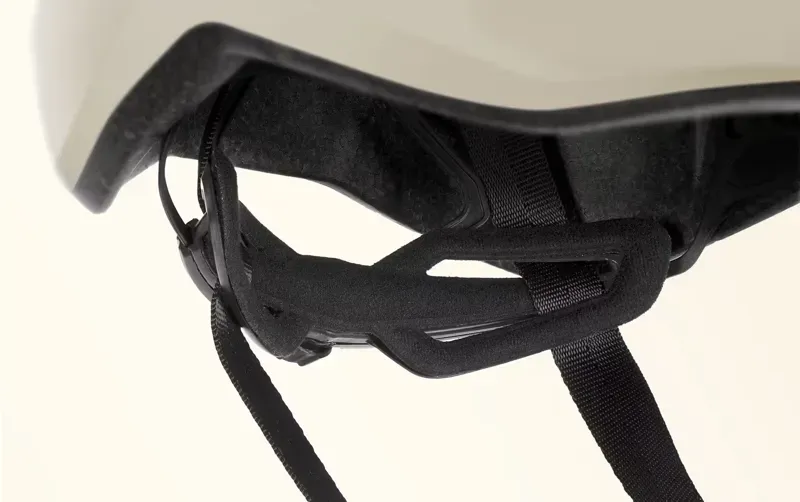 MET Helmets Vinci MIPS Helmet in Greige/Glossy Greige-5